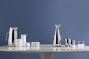 LuxurytableczNorman-Foster-Mlecenka-05-ltr-Stelton-cena-1080-Kc-termosalek-670-Kc-dzban-2700-Kc-cukrenka-810-Kc-image-2